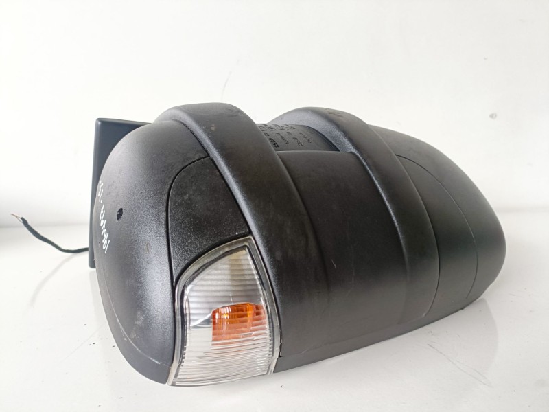 Recambio de retrovisor izquierdo para iveco daily furgón f1ae0481 referencia OEM IAM   