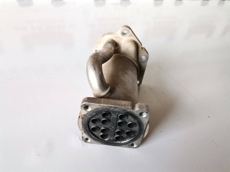 Recambio de enfriador egr para renault megane iii coupe k9k832 referencia OEM IAM 8200729079  