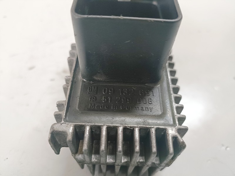Recambio de caja precalentamiento para opel zafira a y20dth referencia OEM IAM 51299008/09132691  