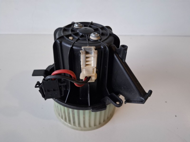 Recambio de ventilador calefaccion para audi a5 coupe (8t) cam referencia OEM IAM 8K1820021  