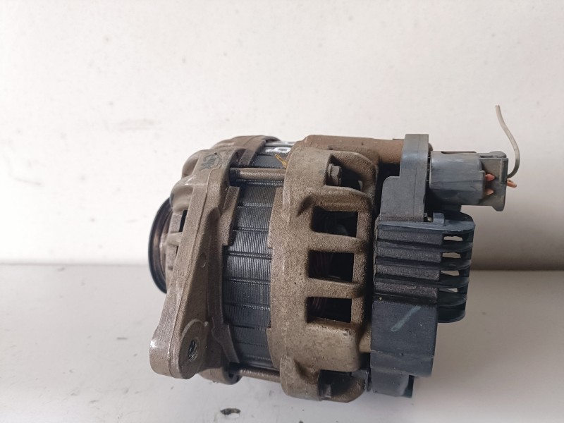 Recambio de alternador para hyundai i10 (pa) g4hg referencia OEM IAM F000BL0105/3730002850  