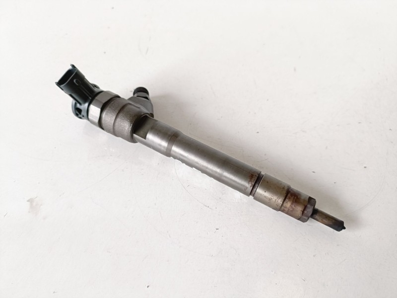 Recambio de inyector para renault scenic iii (jz) r9m402 referencia OEM IAM 445110546  