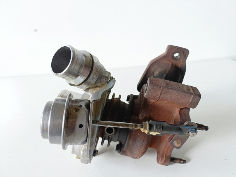 Recambio de turbocompresor para renault trafic ii furgón m9r782 referencia OEM IAM H8200466021  