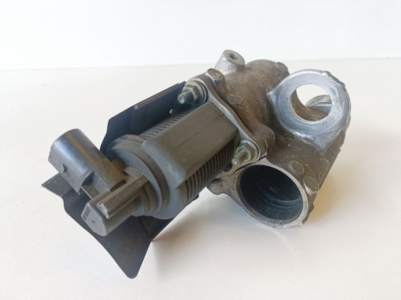 Recambio de valvula egr para renault kangoo i (f/kc0) k9k704 referencia OEM IAM H7700107471  