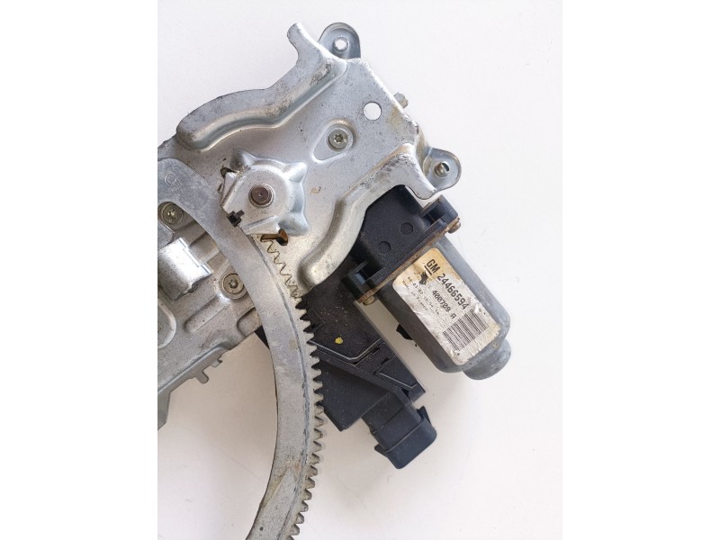 Recambio de elevalunas delantero derecho para opel corsa c z14xe referencia OEM IAM 24466594  