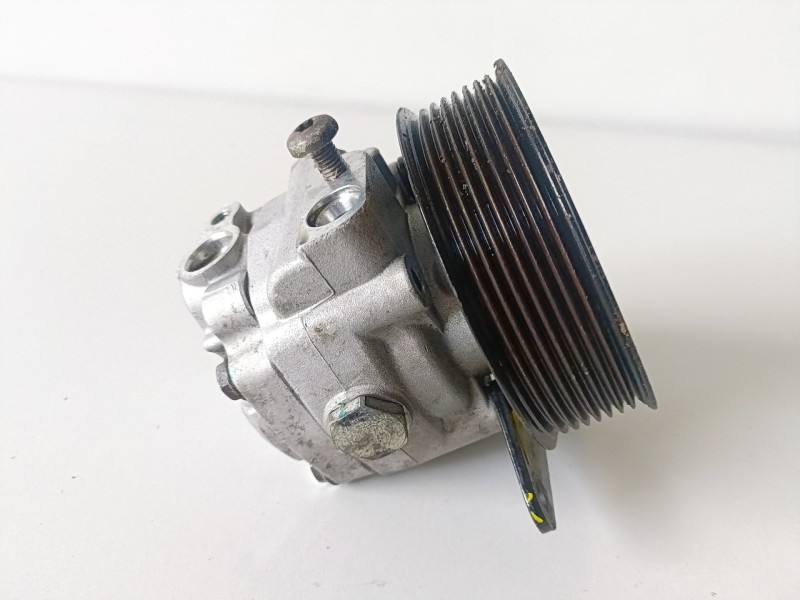 Recambio de bomba direccion para land rover range rover sport 276dt referencia OEM IAM   