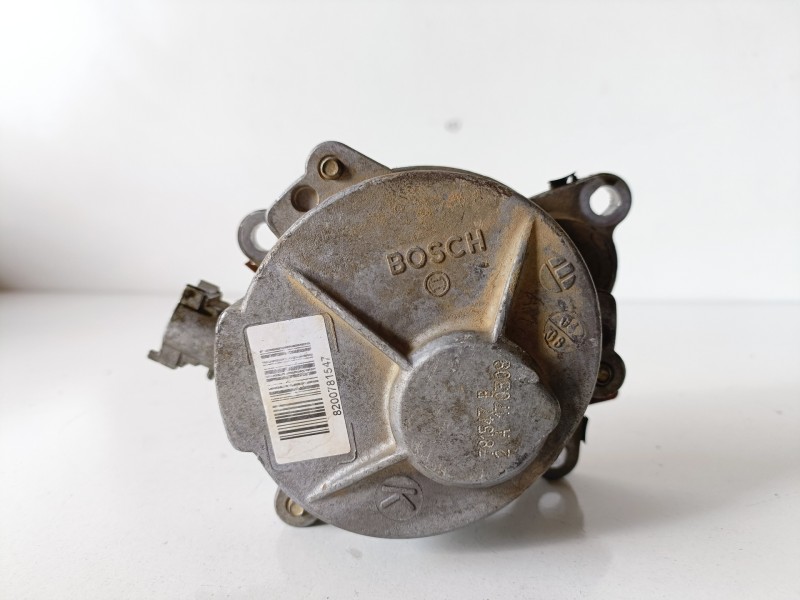 Recambio de depresor freno / bomba vacio para renault trafic ii furgón m9r782 referencia OEM IAM 8200781547  