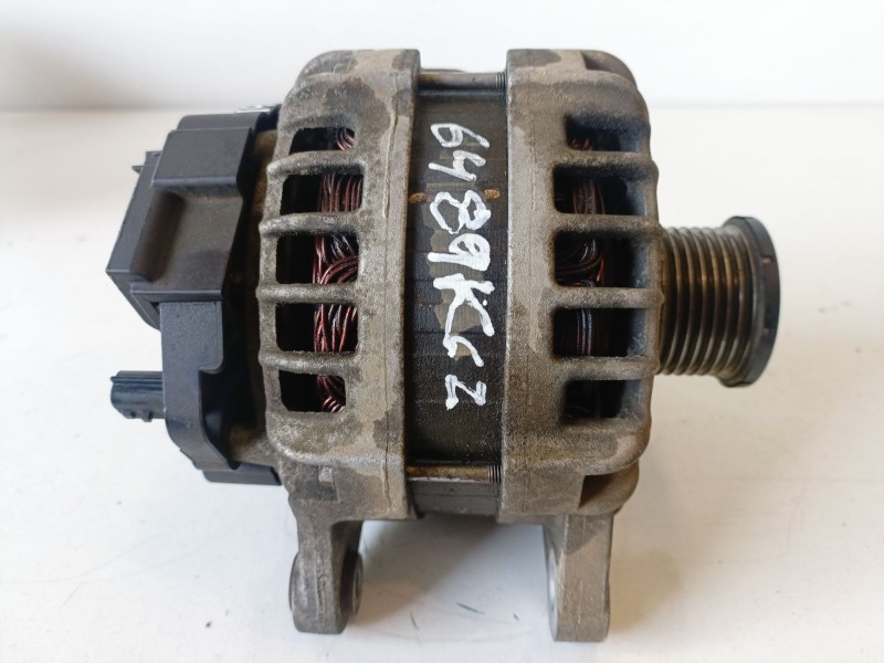 Recambio de alternador para renault kadjar r9m414 referencia OEM IAM 231004BE0BF  