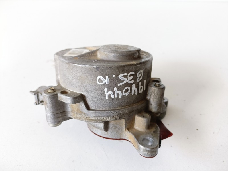 Recambio de depresor freno / bomba vacio para renault trafic ii furgón m9r782 referencia OEM IAM 8200781547  