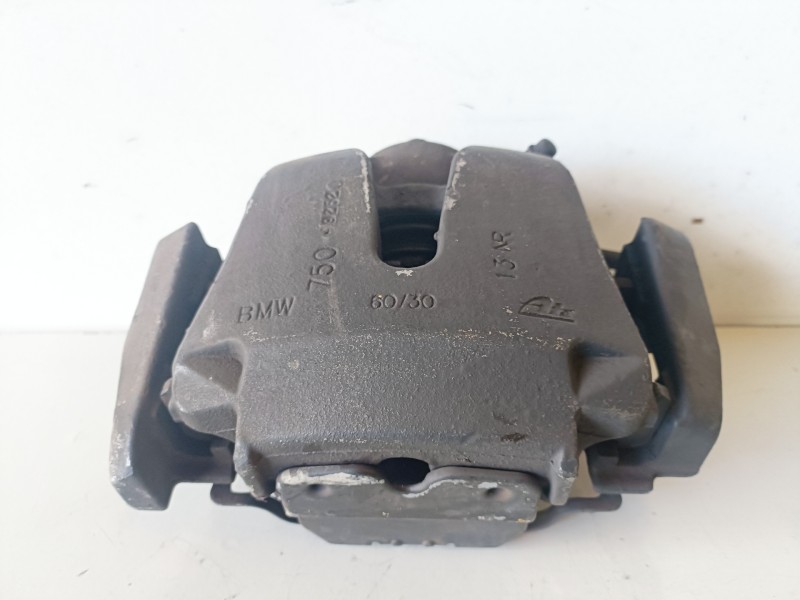 Recambio de pinza de freno delantera derecha para bmw serie x5 (e70) 306d3 referencia OEM IAM 7509252  