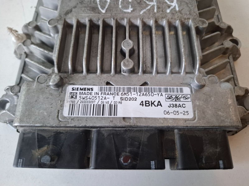 Recambio de centralita motor uce para ford focus berlina (cap) kkda referencia OEM IAM 6M5112A650YA  