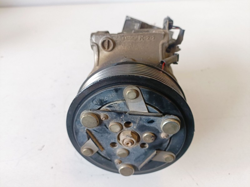 Recambio de compresor aire acondicionado para renault kadjar r9m414 referencia OEM IAM 926001268R  