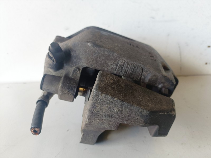 Recambio de pinza de freno delantera izquierda para bmw serie x5 (e70) 306d3 referencia OEM IAM 7499257  