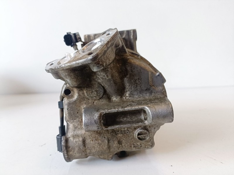 Recambio de compresor aire acondicionado para renault kadjar r9m414 referencia OEM IAM 926001268R  