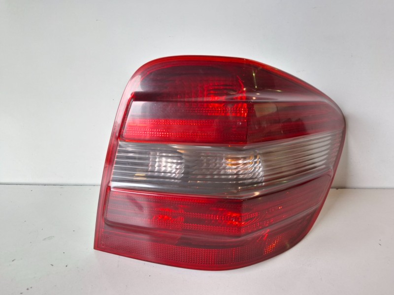 Recambio de piloto trasero derecho para mercedes-benz clase ml (bm 164) 642940 referencia OEM IAM   