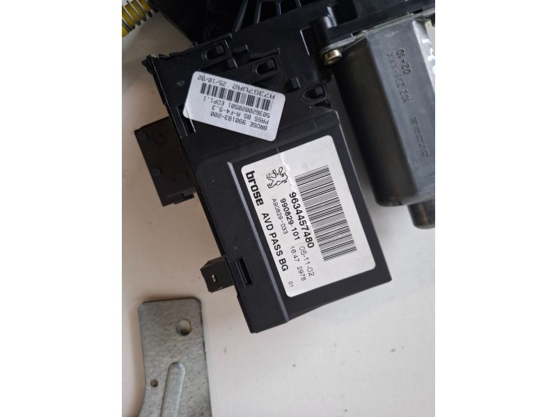 Recambio de elevalunas delantero derecho para peugeot 307 (s1)(04.2001) rhs referencia OEM IAM 9634457480  