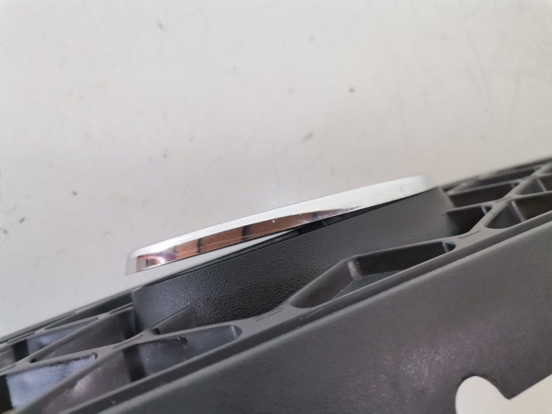 Recambio de rejilla delantera para ford focus berlina (cak) fydb referencia OEM IAM   