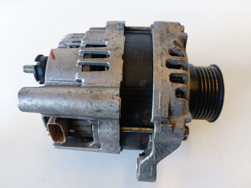 Recambio de alternador para mitsubishi asx (ga0w) 4n13 referencia OEM IAM 1800A431  