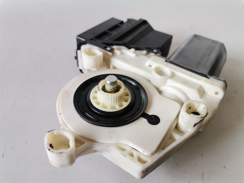 Recambio de motor elevalunas delantero derecho para seat ibiza (6l1) bby referencia OEM IAM 6Q2959801A  