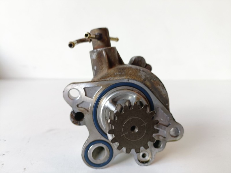 Recambio de depresor freno / bomba vacio para mitsubishi montero (v60/v70) 4m41 referencia OEM IAM   