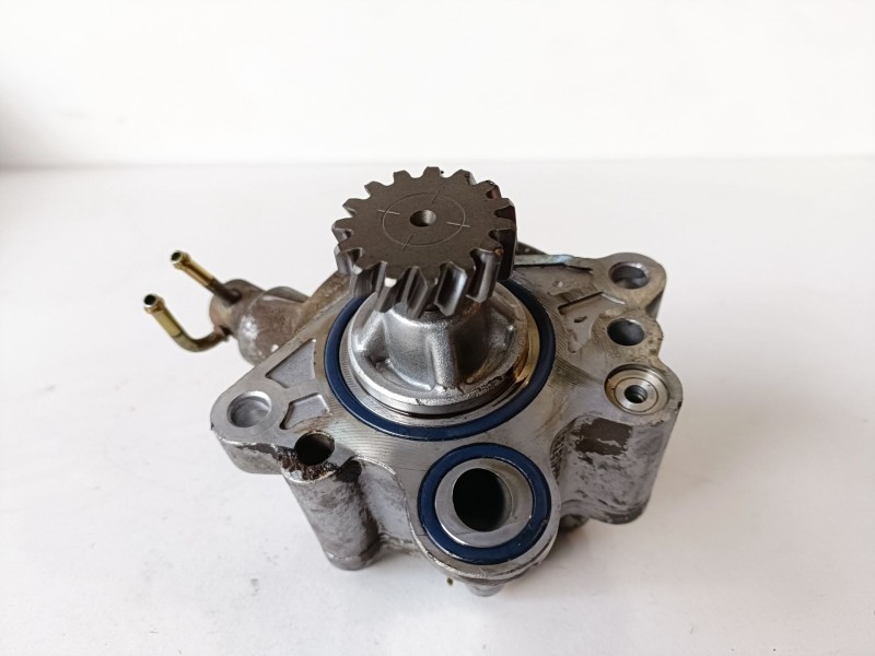 Recambio de depresor freno / bomba vacio para mitsubishi montero (v60/v70) 4m41 referencia OEM IAM   