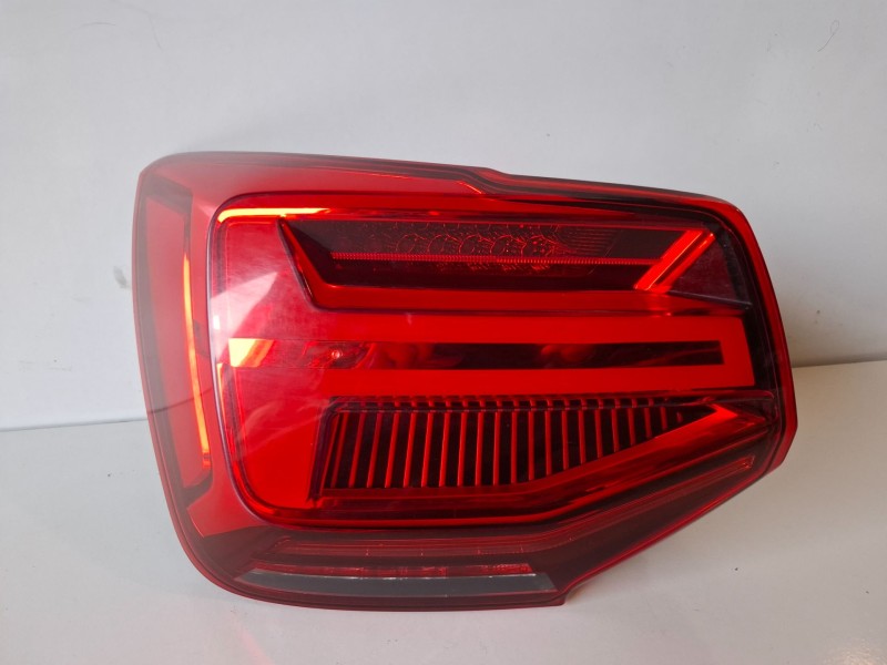 Recambio de piloto trasero izquierdo para audi q2 (gab) dfha referencia OEM IAM 81A945091  