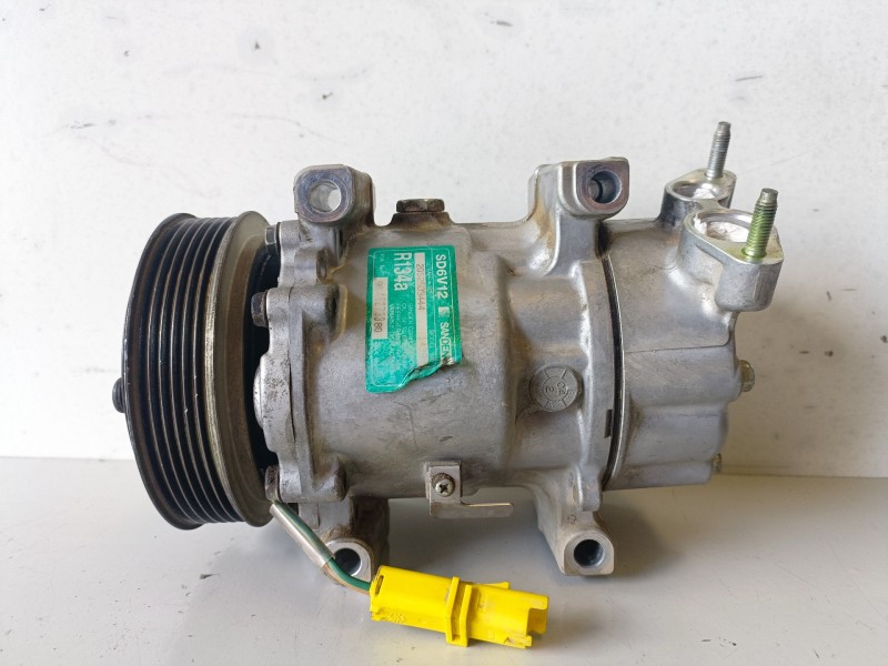 Recambio de compresor aire acondicionado para citroen c3 kfv referencia OEM IAM 9646273380  