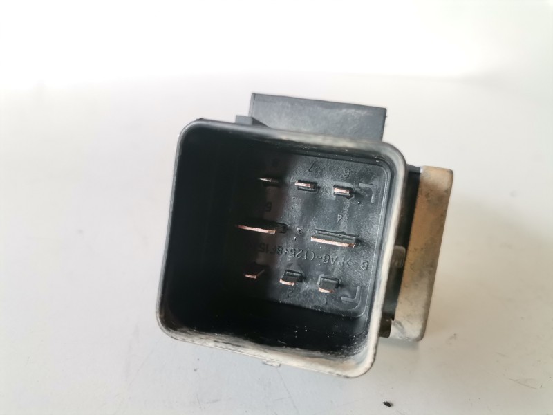 Recambio de caja precalentamiento para dacia dokker k9k612 referencia OEM IAM 110678071R  