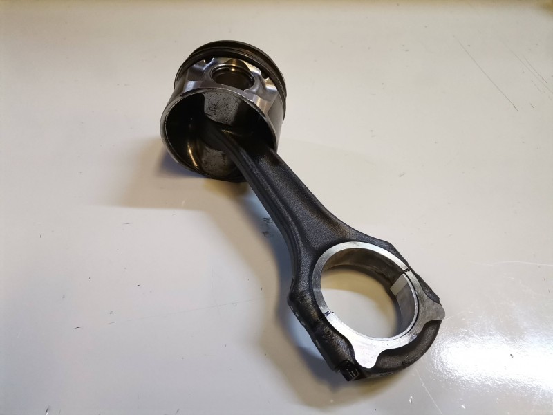 Recambio de piston para mercedes-benz clase ml (bm 163) 628963 referencia OEM IAM   