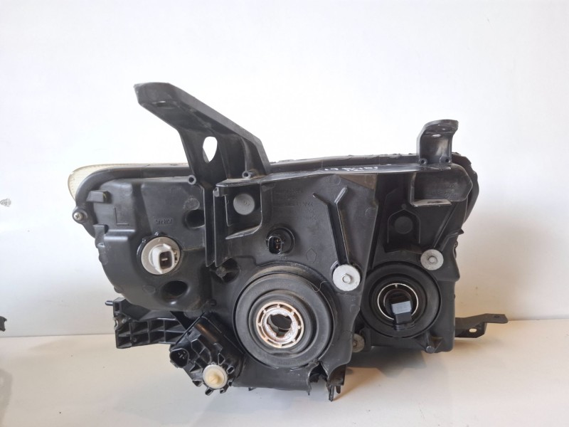 Recambio de faro izquierdo para mitsubishi montero (v80/v90) 4m41 referencia OEM IAM   