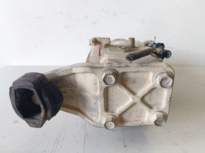 Recambio de diferencial trasero para toyota rav4 (a3) 2adftv referencia OEM IAM   