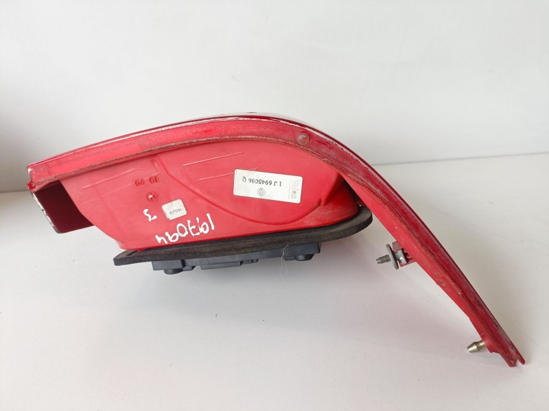 Recambio de piloto trasero derecho para volkswagen golf iv berlina (1j1)(10.1997) agr referencia OEM IAM 1J6945096Q  