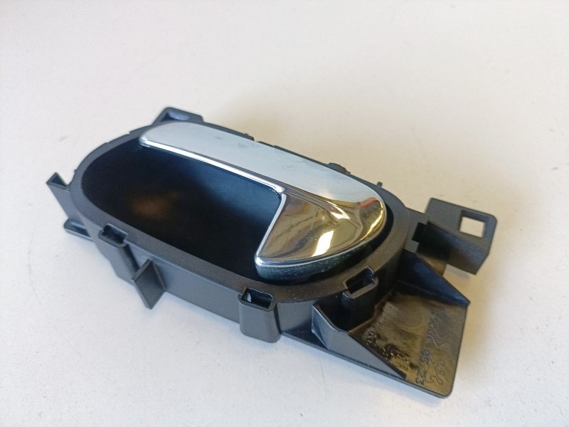 Recambio de maneta interior delantera derecha para citroen c4 berlina kfu referencia OEM IAM   