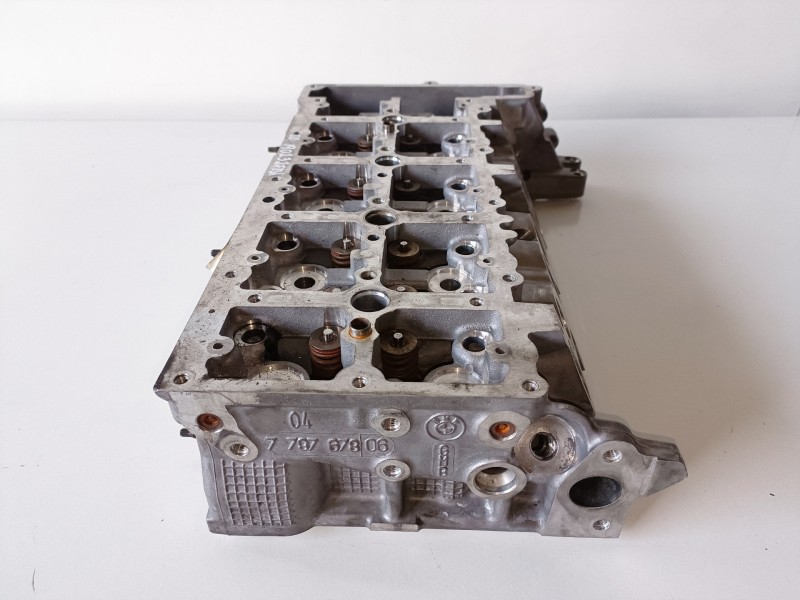 Recambio de culata para bmw serie 1 berlina (e81/e87) n47d20a referencia OEM IAM 779767606  