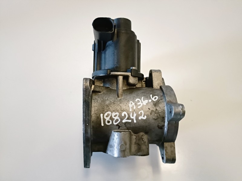 Recambio de valvula egr para volkswagen t5 transporter furgón/combi (7h) bnz referencia OEM IAM 076131501B/700823040  