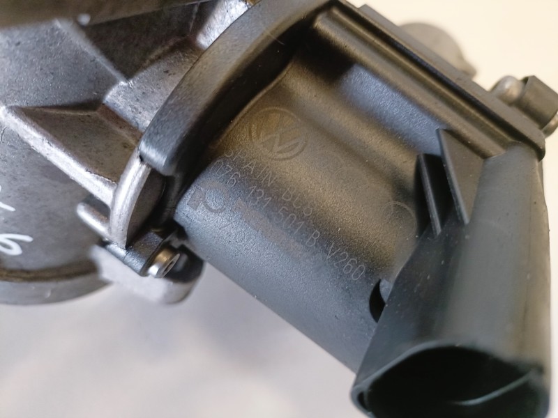 Recambio de valvula egr para volkswagen t5 transporter furgón/combi (7h) bnz referencia OEM IAM 076131501B/700823040  