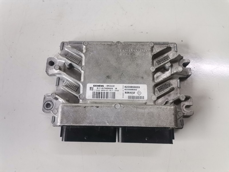 Recambio de centralita motor uce para dacia sandero k7j710 referencia OEM IAM 8200856659/S110140025A/8200598393  