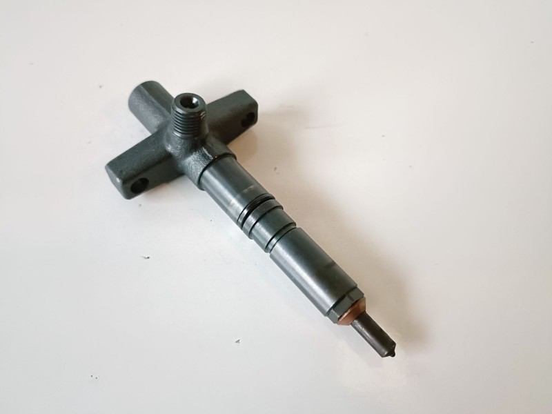 Recambio de inyector para mitsubishi montero (v60/v70) 4m41 referencia OEM IAM 182484410  