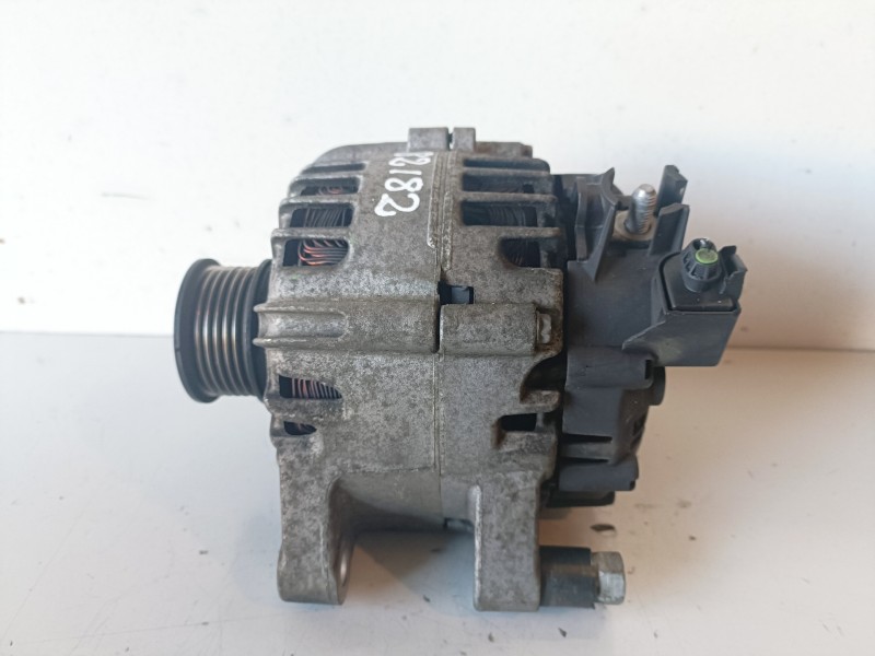 Recambio de alternador para ford focus sportbreak (cew) xwdb referencia OEM IAM AV6N10300DC  