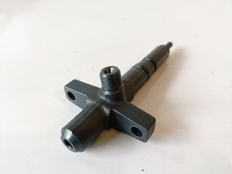 Recambio de inyector para mitsubishi montero (v60/v70) 4m41 referencia OEM IAM 182484410  
