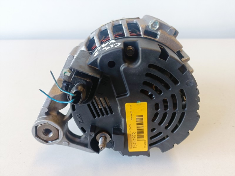 Recambio de alternador para audi a4 berlina (8e) bcz referencia OEM IAM 746893  