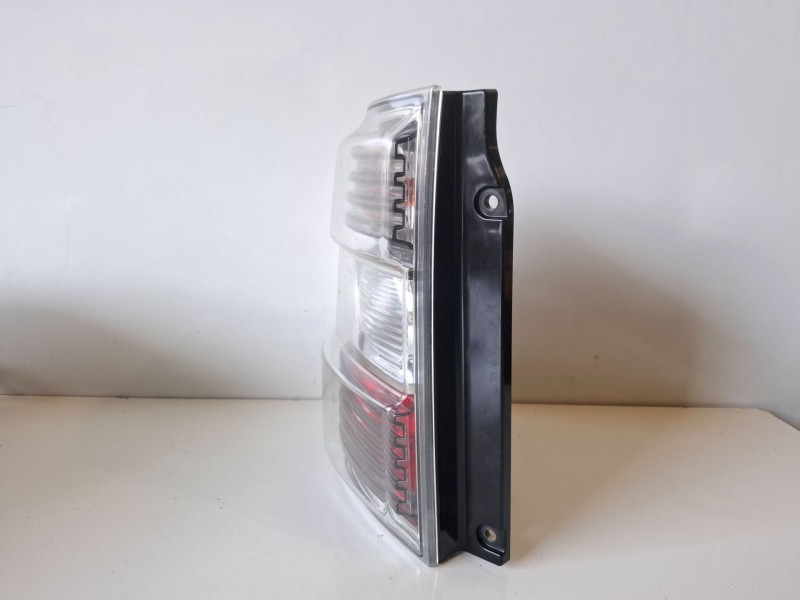 Recambio de piloto trasero izquierdo para mitsubishi montero (v80/v90) 4m41 referencia OEM IAM   