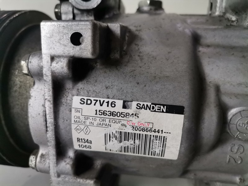 Recambio de compresor aire acondicionado para dacia sandero k7j710 referencia OEM IAM 8200866441  