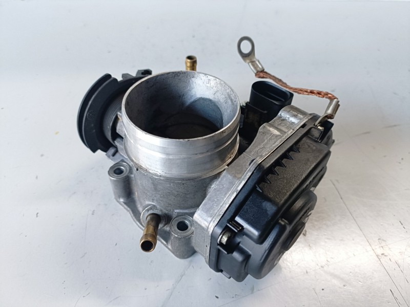 Recambio de caja mariposa para volkswagen golf iv berlina (1j1)(10.1997) akl referencia OEM IAM   