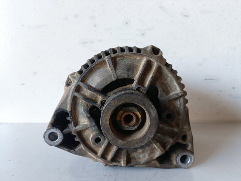 Recambio de alternador para opel frontera b x22dth referencia OEM IAM 0123500008  