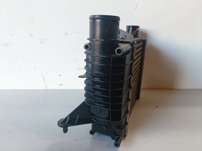 Recambio de intercooler para renault clio iii k9k766 referencia OEM IAM 8200471885  