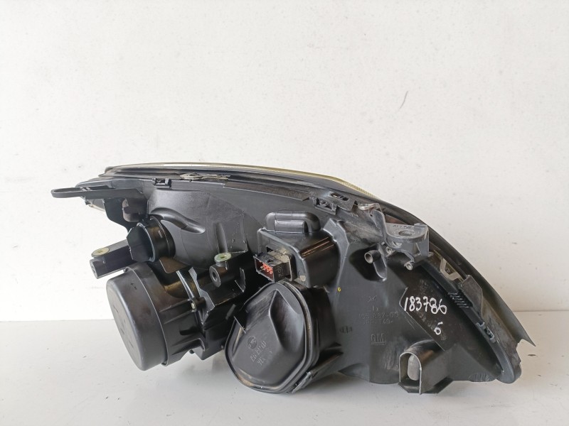 Recambio de faro izquierdo para opel vectra c berlina y22dtr referencia OEM IAM   