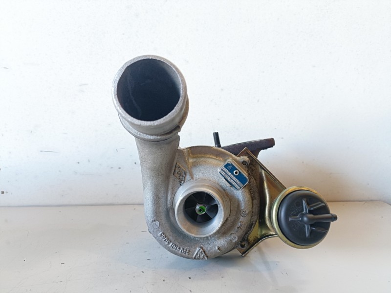 Recambio de turbocompresor para renault laguna grandtour (k56) f9q710 referencia OEM IAM 108948H109779  