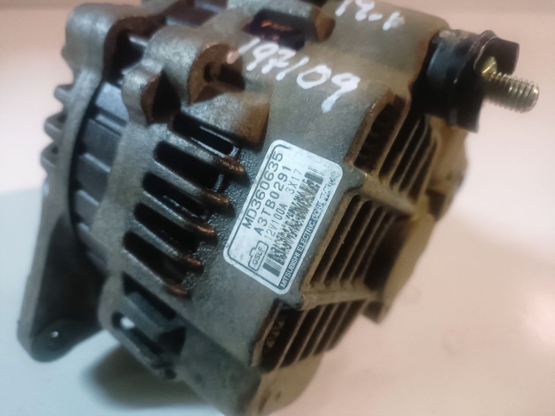 Recambio de alternador para mitsubishi montero pinin io (h60/h70) 4g94 referencia OEM IAM MD360635  