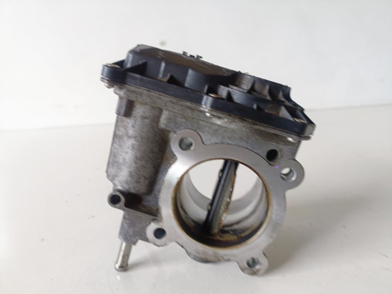 Recambio de caja mariposa para toyota verso (aur2/zgr2) 1ad referencia OEM IAM 261000R020TAR  